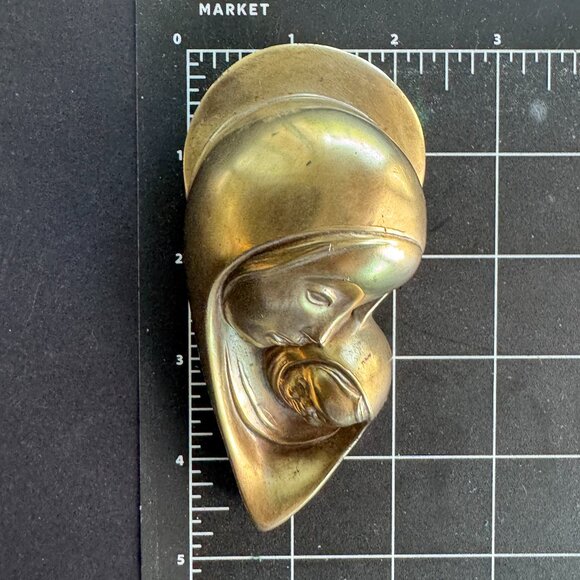 Vintage Brass Mother and Child Virgin Mary Wall Hanging Bust West Germany - Picture 5 of 6